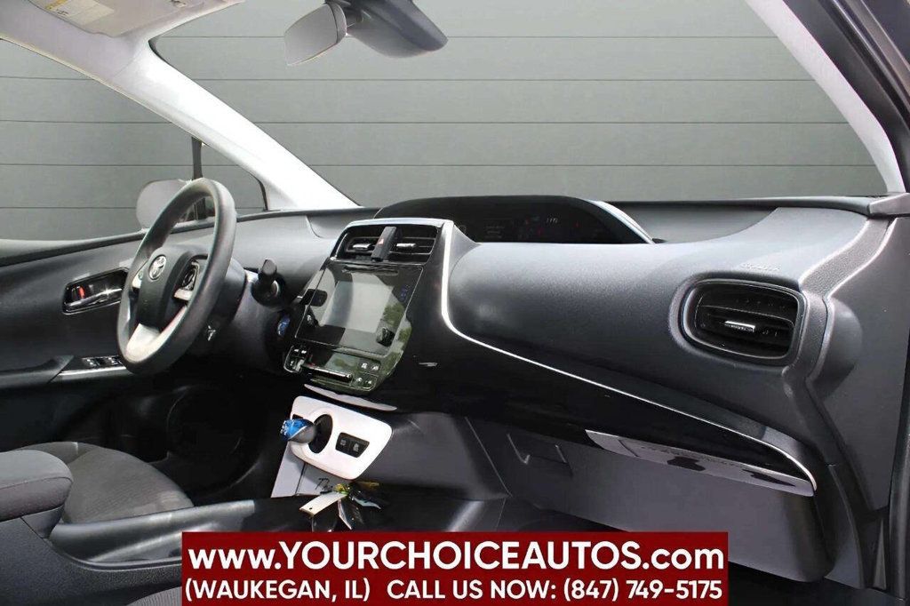 2017 Toyota Prius Two 4dr Hatchback - 22928585 - 15