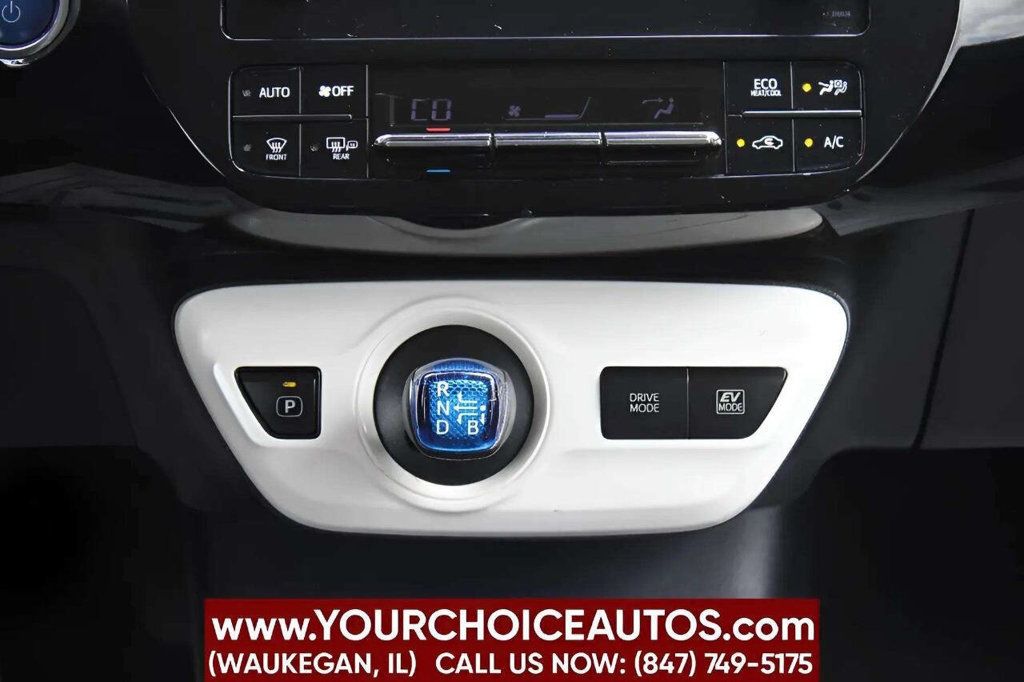 2017 Toyota Prius Two 4dr Hatchback - 22928585 - 22