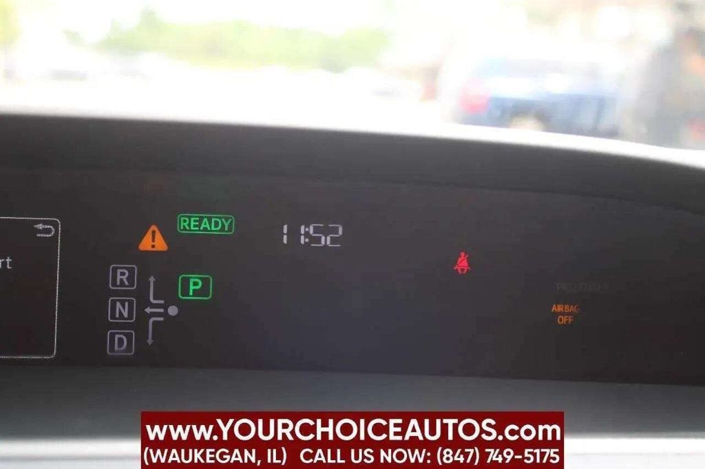 2017 Toyota Prius Two 4dr Hatchback - 22928585 - 8