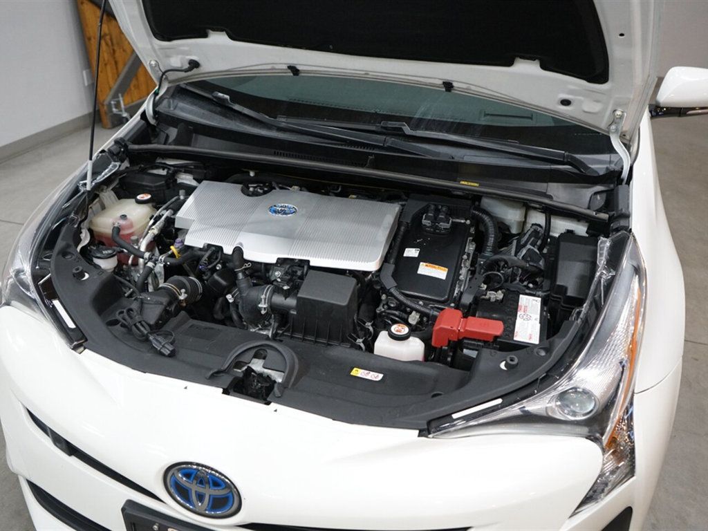 2017 Toyota Prius Two Eco - 22350416 - 6