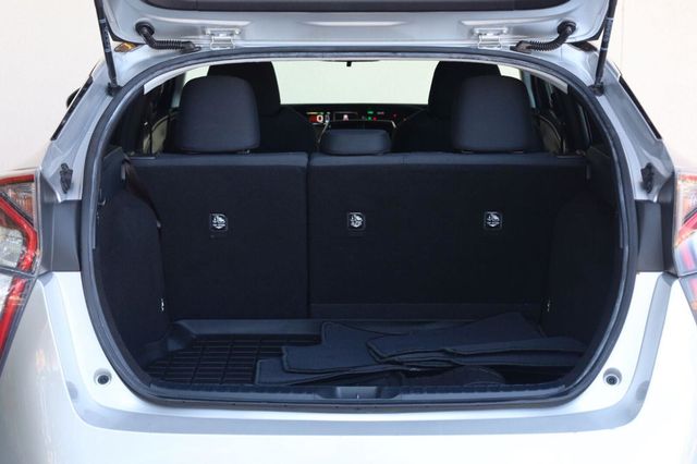 2017 Toyota Prius Two Eco - 23052450 - 9
