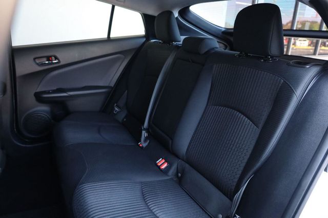 2017 Toyota Prius Two Eco - 23052450 - 17