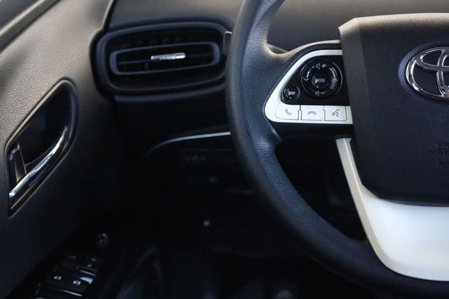 2017 Toyota Prius Two Eco - 23052450 - 27