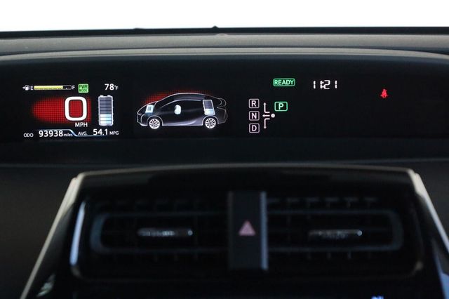 2017 Toyota Prius Two Eco - 23052450 - 33
