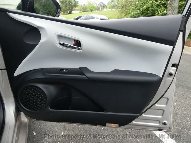 2017 Toyota Prius Prime Advanced - 22983571 - 16