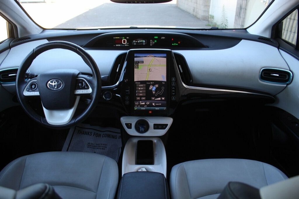2017 Toyota Prius Prime photo 12