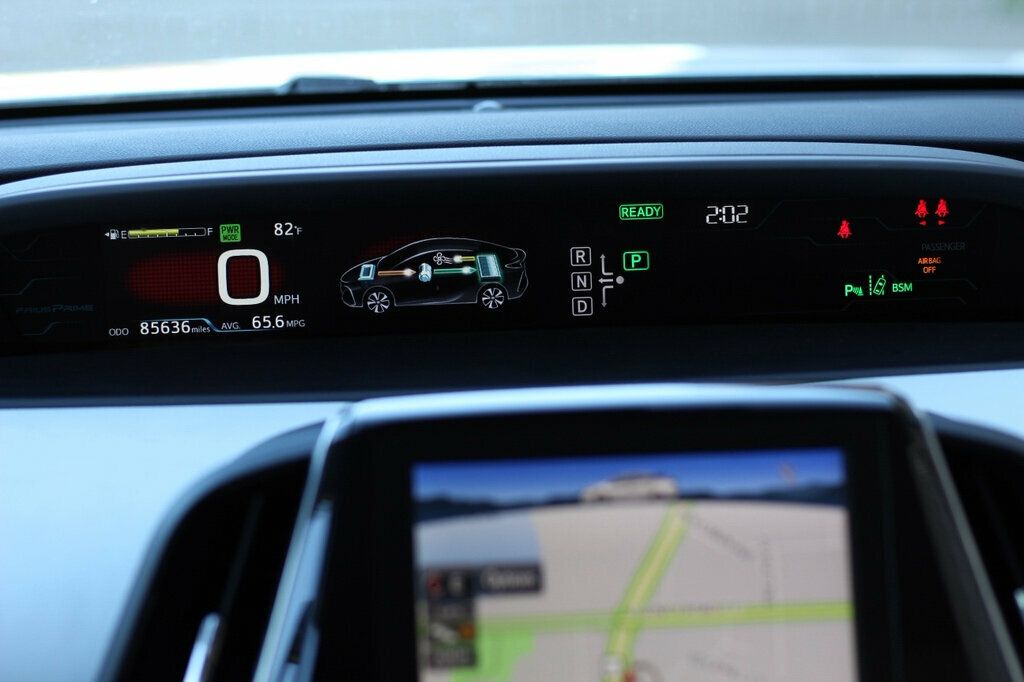 2017 Toyota Prius Prime photo 14