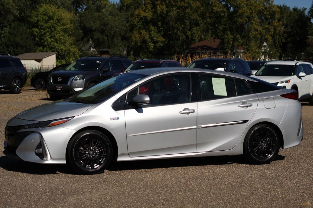 2017 Toyota Prius Prime photo 17