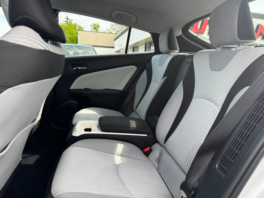 2017 Toyota Prius Prime Plus - 23028673 - 15