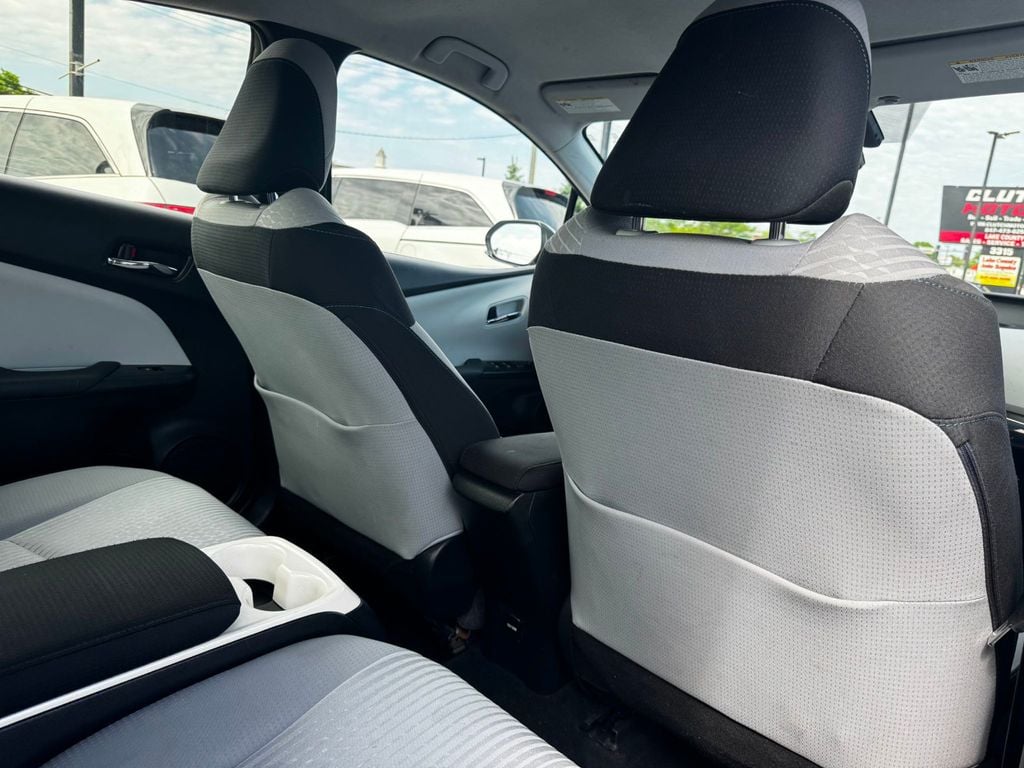 2017 Toyota Prius Prime Plus - 23028673 - 16