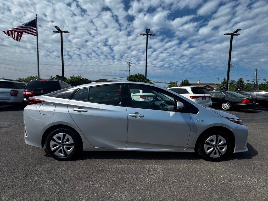 2017 Toyota Prius Prime Plus - 23028673 - 3