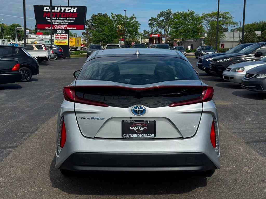 2017 Toyota Prius Prime Plus - 23028673 - 5