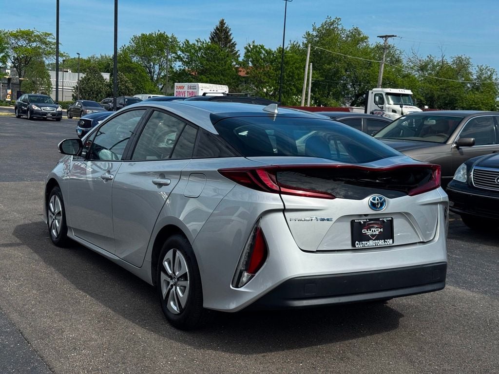2017 Toyota Prius Prime Plus - 23028673 - 7
