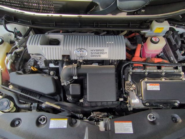 2017 Toyota Prius v  - 22949210 - 10