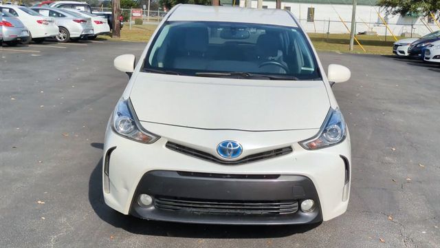 2017 Toyota Prius v  - 22949210 - 2