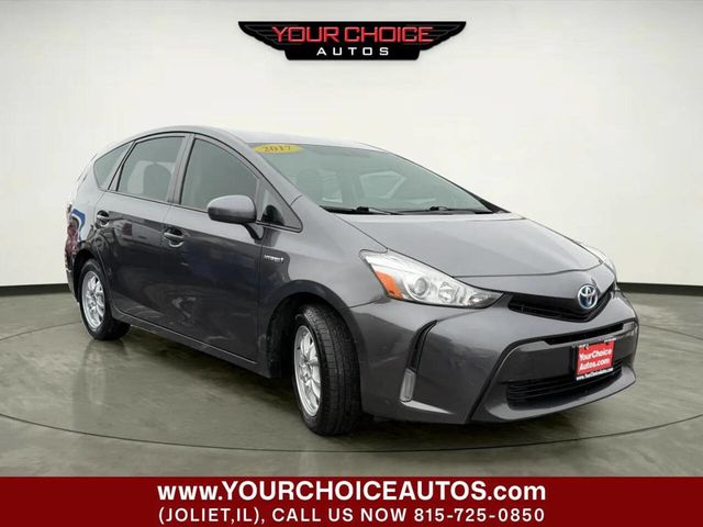 2017 Toyota Prius v Five - 22967027 - 10