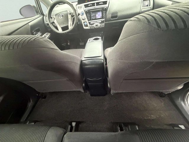 2017 Toyota Prius v Five - 22967027 - 25