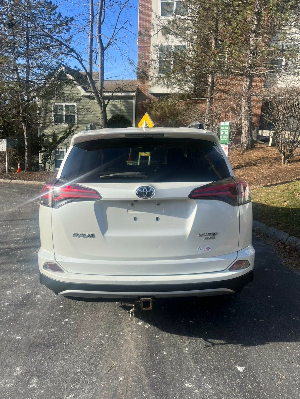 2017 Toyota RAV4  - 22956536 - 4