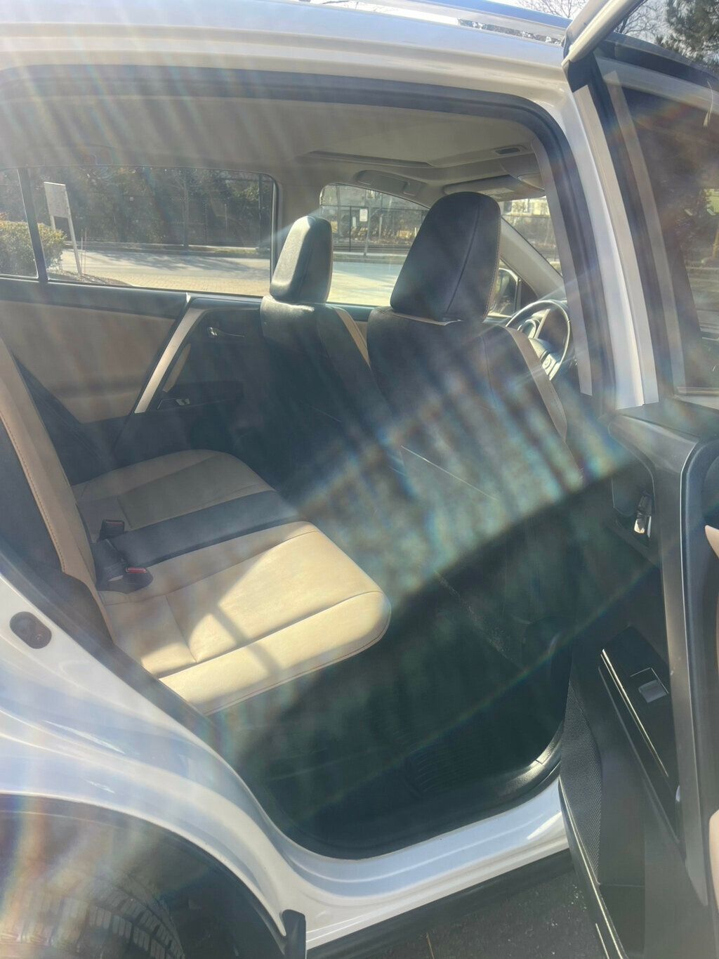 2017 Toyota RAV4  - 22956536 - 8