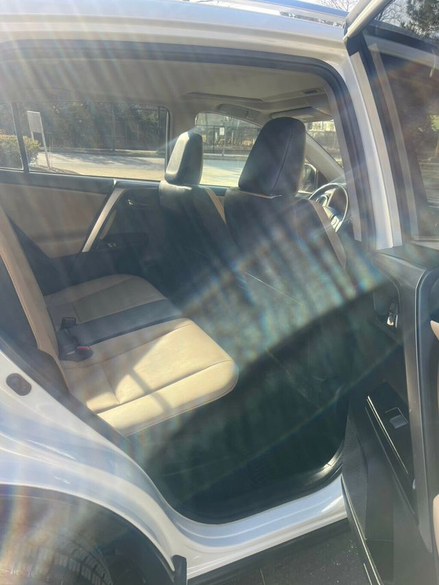 2017 Toyota RAV4  - 22956536 - 8