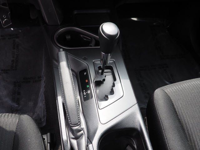 2017 Toyota RAV4 LE AWD - 19230228 - 10