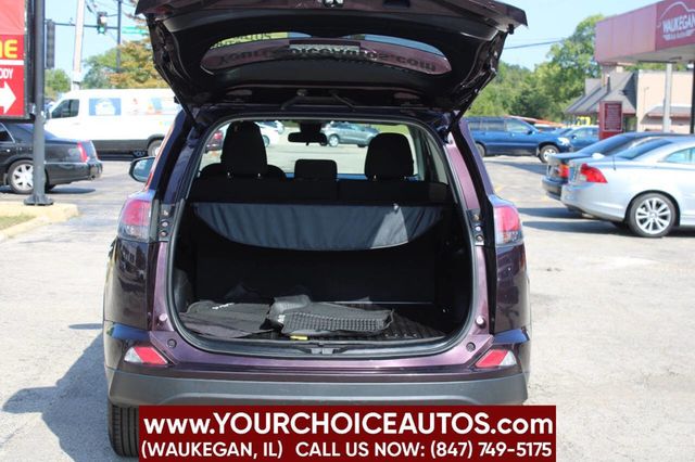 2017 Toyota RAV4 LE AWD - 22910500 - 10