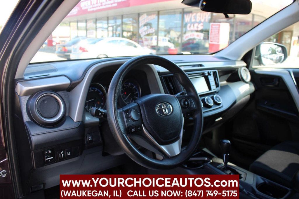2017 Toyota RAV4 LE AWD - 22910500 - 12