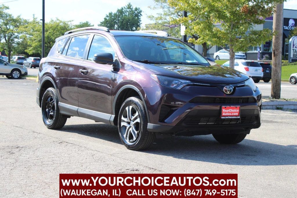 2017 Toyota RAV4 LE AWD - 22910500 - 2