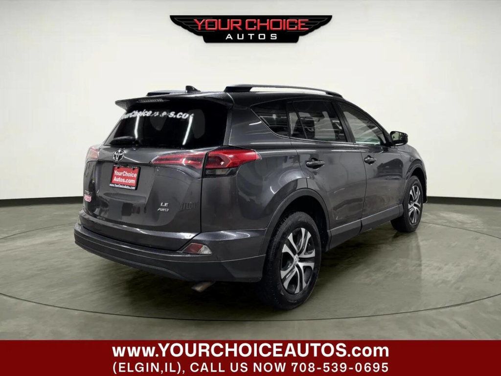 2017 Toyota RAV4 LE AWD - 23021465 - 4