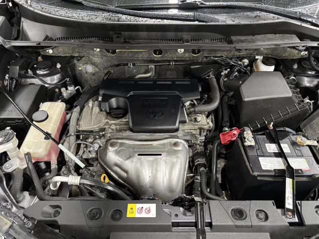 2017 Toyota RAV4 LE AWD - 23021465 - 8