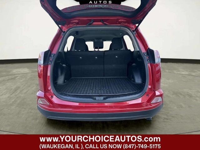 2017 Toyota RAV4 LE AWD - 23053549 - 28