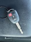2017 Toyota RAV4 LE AWD - 23053549 - 30