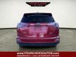 2017 Toyota RAV4 LE AWD - 23053549 - 3