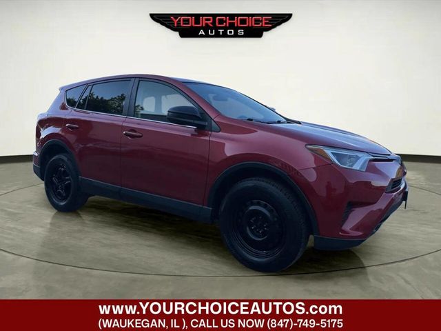 2017 Toyota RAV4 LE AWD - 23053549 - 6