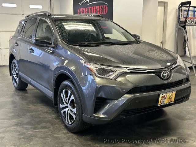 2017 Toyota RAV4 LE AWD - 22545355 - 2