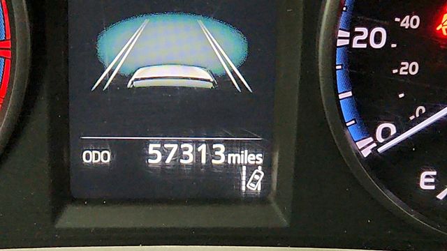 2017 Toyota RAV4 LE AWD - 22948119 - 14