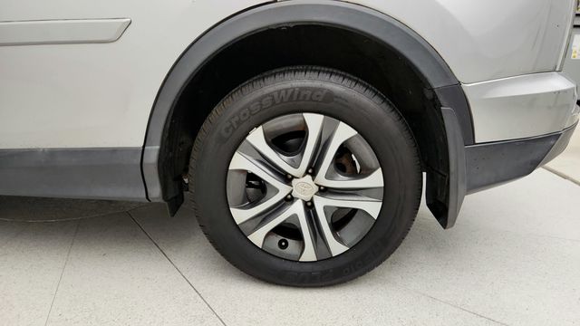 2017 Toyota RAV4 LE AWD - 22948119 - 8