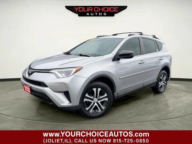 2017 Toyota RAV4 LE FWD - 23043955 - 0