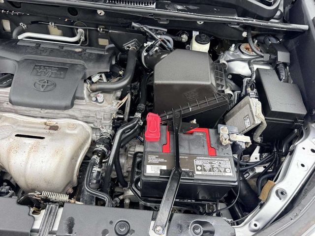 2017 Toyota RAV4 LE FWD - 23043955 - 11