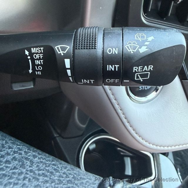 2017 Toyota RAV4 LIMITED 4WD W/LEATHER, NAVIGATION & MOONROOF - 22995894 - 25