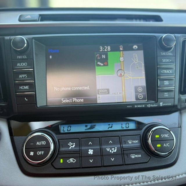 2017 Toyota RAV4 LIMITED 4WD W/LEATHER, NAVIGATION & MOONROOF - 22995894 - 28