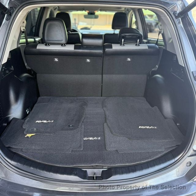 2017 Toyota RAV4 LIMITED 4WD W/LEATHER, NAVIGATION & MOONROOF - 22995894 - 38