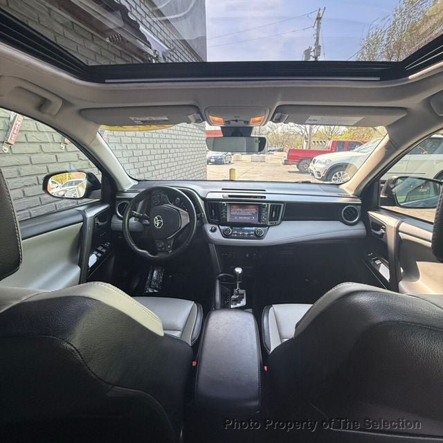 2017 Toyota RAV4 LIMITED 4WD W/LEATHER, NAVIGATION & MOONROOF - 22995894 - 42