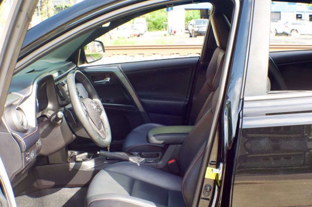 2017 Toyota RAV4 LocalTrade/SE-AWD/HeatedSeats/PowerMoonroof/BackupCamera - 23008391 - 16