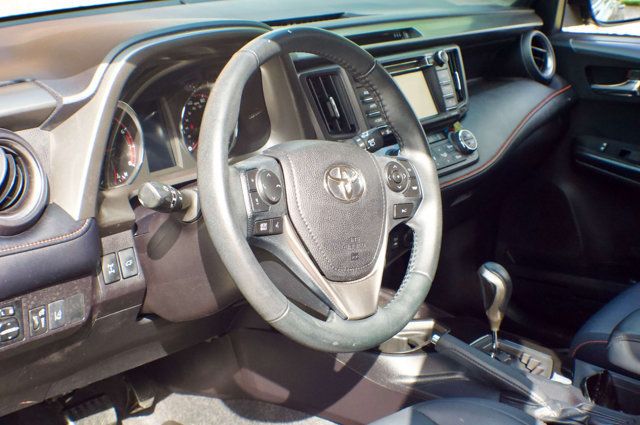 2017 Toyota RAV4 LocalTrade/SE-AWD/HeatedSeats/PowerMoonroof/BackupCamera - 23008391 - 18