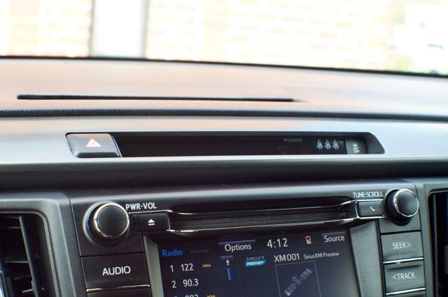 2017 Toyota RAV4 LocalTrade/SE-AWD/HeatedSeats/PowerMoonroof/BackupCamera - 23008391 - 24