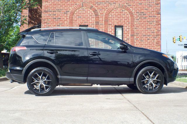 2017 Toyota RAV4 LocalTrade/SE-AWD/HeatedSeats/PowerMoonroof/BackupCamera - 23008391 - 3
