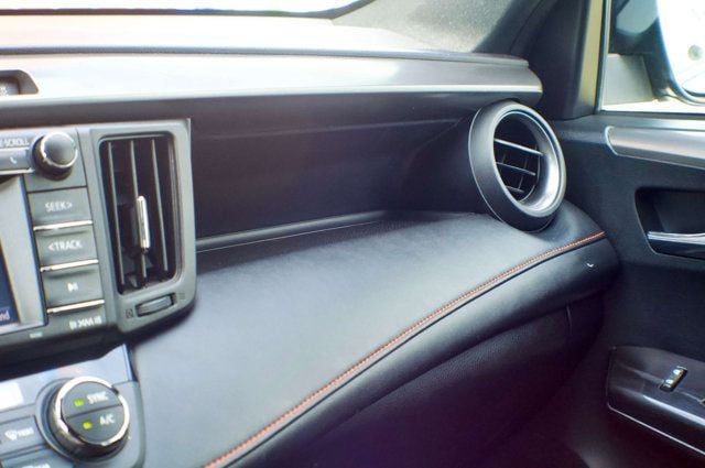 2017 Toyota RAV4 LocalTrade/SE-AWD/HeatedSeats/PowerMoonroof/BackupCamera - 23008391 - 43