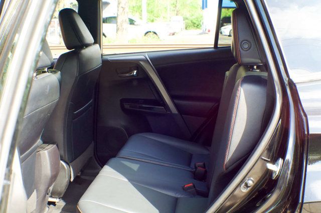 2017 Toyota RAV4 LocalTrade/SE-AWD/HeatedSeats/PowerMoonroof/BackupCamera - 23008391 - 45