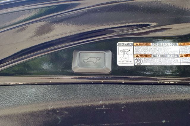 2017 Toyota RAV4 LocalTrade/SE-AWD/HeatedSeats/PowerMoonroof/BackupCamera - 23008391 - 51